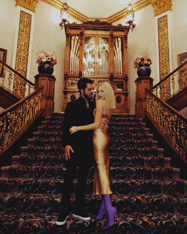 Οι 10 top fashion bloggers παγκοσμίως μας δείχνουν τι φοράνε στις βραδινές τους εμφανίσεις (δες και κλέψε ιδέες) Οι 10 top fashion bloggers παγκοσμίως μας δείχνουν τι φοράνε στις βραδινές τους εμφανίσεις (δες και κλέψε ιδέες)