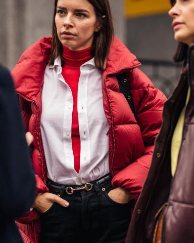 H μεγάλη επιστροφή του ζιβάγκο στο street style που θα σε κερδίσει