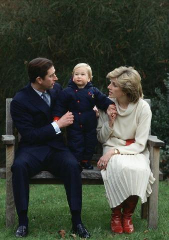 Τα πορτρέτα που έδωσε στη δημοσιότητα το παλάτι για τα γενέθλια του Καρόλου