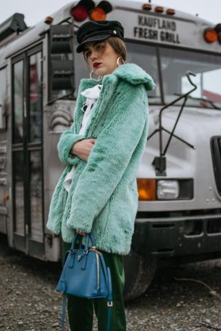 12+1 τρόποι για να φορέσεις το teddy coat 