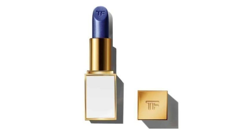 Τα 9 κραγιόν που πρέπει να αποκτήσεις πριν αλλάξει η χρονιά