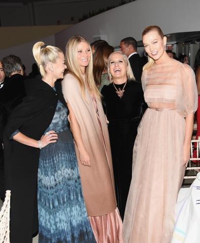 Gwyneth Paltrow, Karlie Kloss & Jaime King στο Guggenheim Gala με Dior Gwyneth Paltrow, Karlie Kloss & Jaime King στο Guggenheim Gala με Dior