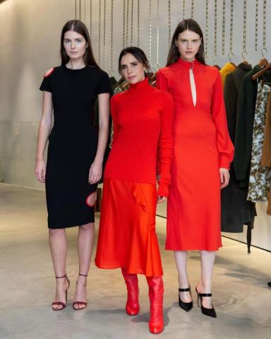 Victoria Beckham: Γιατί ντύθηκε από την κορυφή έως τα νύχια στα κόκκινα;