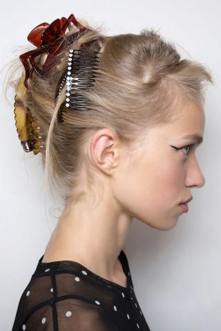 Κάνε στα μαλλιά σου ένα από τα πιο hot κουρέματα και χρώματα του 2019 Κάνε στα μαλλιά σου ένα από τα πιο hot κουρέματα και χρώματα του 2019