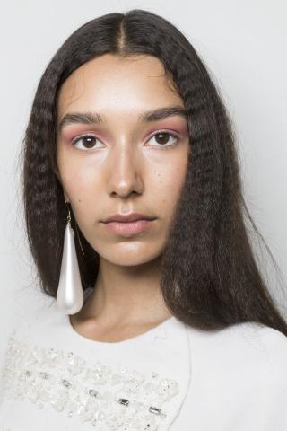 Κάνε στα μαλλιά σου ένα από τα πιο hot κουρέματα και χρώματα του 2019 Κάνε στα μαλλιά σου ένα από τα πιο hot κουρέματα και χρώματα του 2019