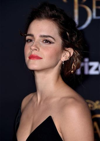 Τα αγαπημένα cat eye looks των stars (υιοθέτησε τα στις βραδινές σου εξόδους) Τα αγαπημένα cat eye looks των stars (υιοθέτησε τα στις βραδινές σου εξόδους)