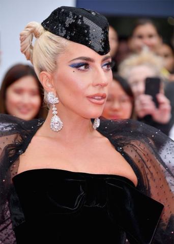Τα αγαπημένα cat eye looks των stars (υιοθέτησε τα στις βραδινές σου εξόδους) Τα αγαπημένα cat eye looks των stars (υιοθέτησε τα στις βραδινές σου εξόδους)
