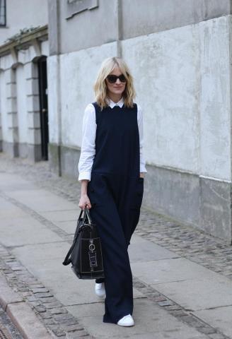 Ο πιο δημοφιλής τρόπος για να φορέσεις το λευκό πουκάμισο αυτόν τον χειμώνα