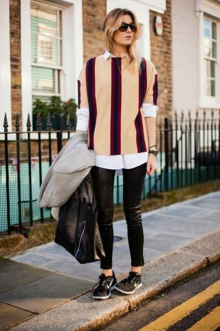 Ο πιο δημοφιλής τρόπος για να φορέσεις το λευκό πουκάμισο αυτόν τον χειμώνα