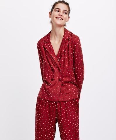 Εσύ τι φοράς μέσα στο σπίτι; Οι μεγαλύτερες τάσεις σε πιτζάμες και νυχτικά Εσύ τι φοράς μέσα στο σπίτι; Οι μεγαλύτερες τάσεις σε πιτζάμες και νυχτικά