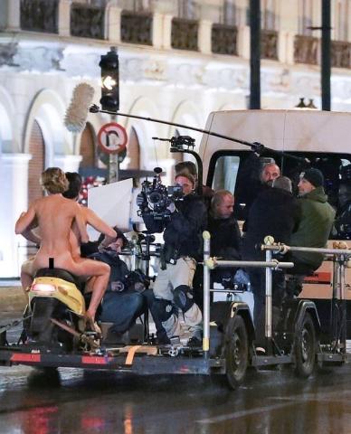 OMG: Star του Hollywood κυκλοφορεί ολόγυμνος στο κέντρο της Αθήνας