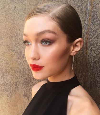 10 hairstyles της Gigi Hadid που θα ζηλέψεις