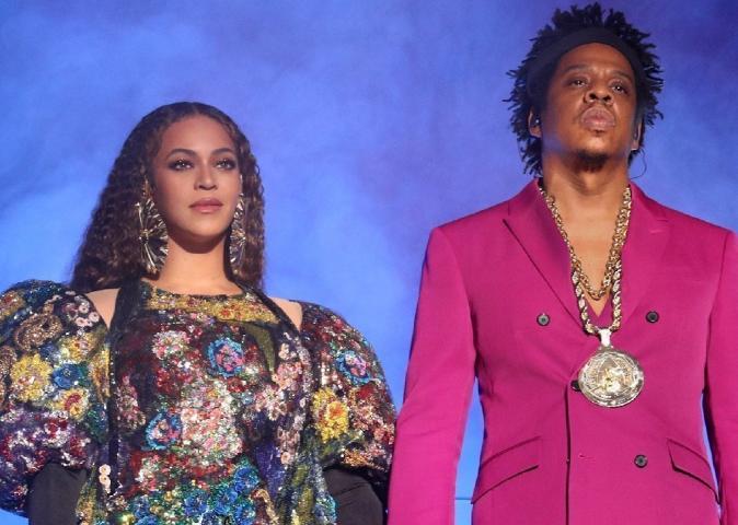 Wow! Η δημιουργία της Mary Katrantzou για την Beyoncé είναι ονειρική