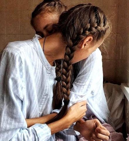 14χρονες δίδυμες κατέληξαν σε κώμα όταν σχολή modeling τις προέτρεψε να χάσουν περισσότερο βάρος 14χρονες δίδυμες κατέληξαν σε κώμα όταν σχολή modeling τις προέτρεψε να χάσουν περισσότερο βάρος