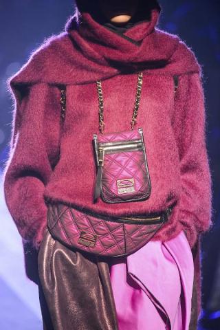 Νιώθεις ότι θες ανανέωση στιλ; Τα 10 αξεσουάρ που ξεχνάς να φοράς Νιώθεις ότι θες ανανέωση στιλ; Τα 10 αξεσουάρ που ξεχνάς να φοράς