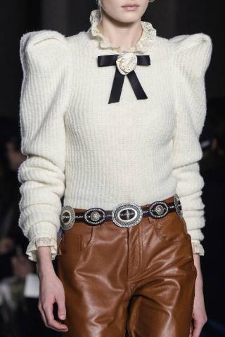 Νιώθεις ότι θες ανανέωση στιλ; Τα 10 αξεσουάρ που ξεχνάς να φοράς Νιώθεις ότι θες ανανέωση στιλ; Τα 10 αξεσουάρ που ξεχνάς να φοράς