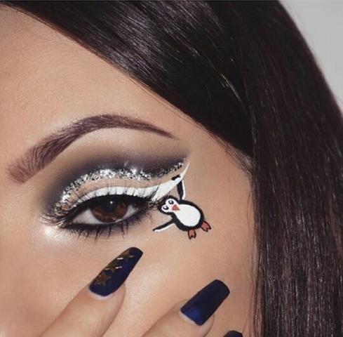 Νέα hot τάση: Τα πιο ακραία xmas μακιγιάζ και χτενίσματα που μπορείτε να κάνετε Νέα hot τάση: Τα πιο ακραία xmas μακιγιάζ και χτενίσματα που μπορείτε να κάνετε