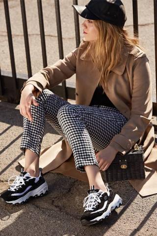 Oι top τάσεις στα αθλητικά παπούτσια που αναμένεται να γίνουν viral φέτος