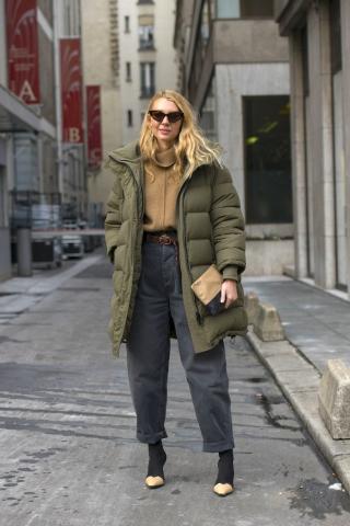 Puffy coats: 20 τρόποι για να φορέσεις το πιο δημοφιλές casual πανωφόρι του χειμώνα