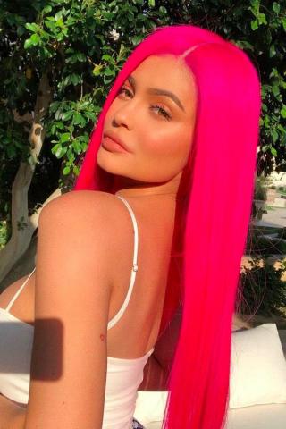 Αυτά είναι τα καλύτερα κουρέματα και χτενίσματα για μακριά μαλλιά Αυτά είναι τα καλύτερα κουρέματα και χτενίσματα για μακριά μαλλιά