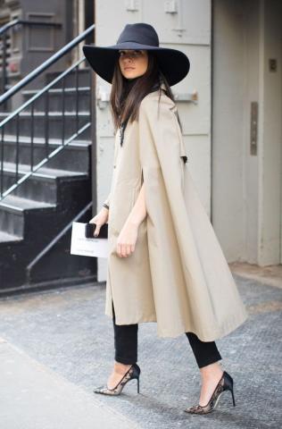 Street Style: Δες πώς φοράνε τις κάπες τους οι πιο στιλάτες γυναίκες