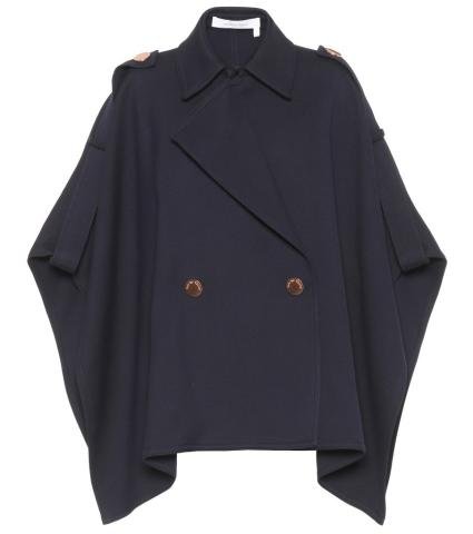 Street Style: Δες πώς φοράνε τις κάπες τους οι πιο στιλάτες γυναίκες