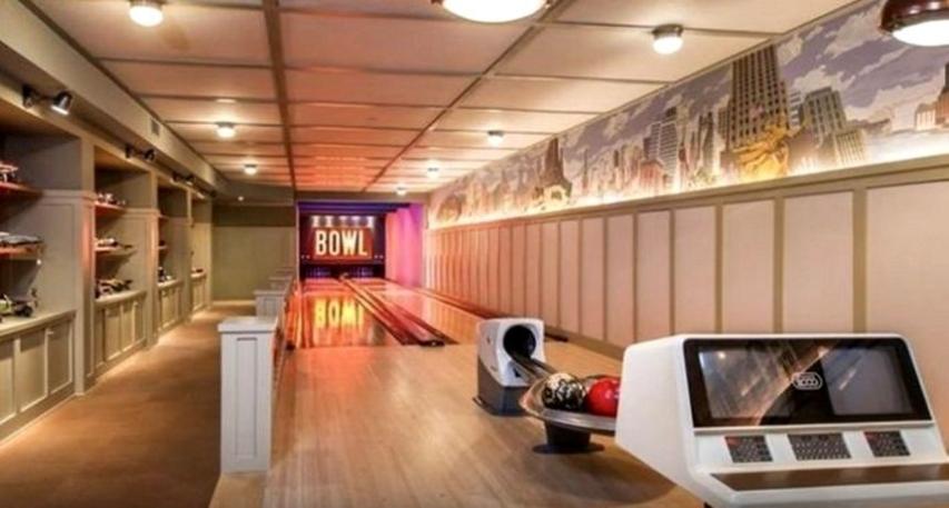 Lady Gaga: Ξενάγηση στο εντυπωσιακό «Gypsy Palace» της στο Μαλιμπού