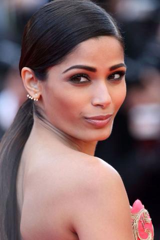 11+1 ιδέες για βραδινό μακιγιάζ που θα μαγνητίσει όλα τα βλέμματα πάνω σου 11+1 ιδέες για βραδινό μακιγιάζ που θα μαγνητίσει όλα τα βλέμματα πάνω σου