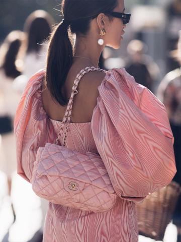 Αυτό είναι το φόρεμα που έχει γίνει viral και θα θέλεις να αποκτήσεις και εσύ ASAP