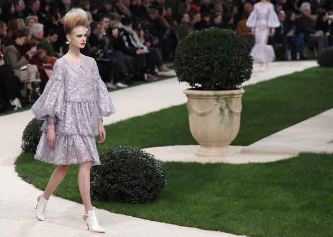 Φαντασμαγορικό show Chanel αλλά ο Karl Lagerfeld απουσίασε ξαφνικά - Τι συνέβη;