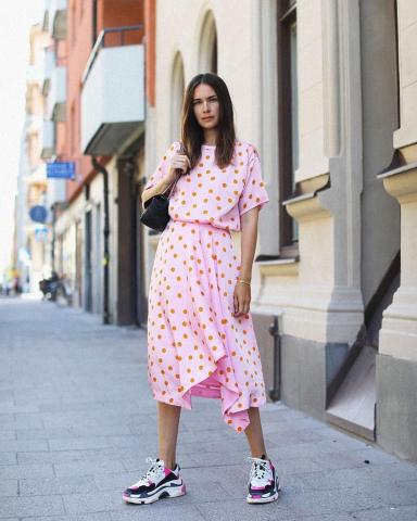 Ugly dress: Κι όμως, αποτελεί μια από τις viral τάσεις του Ιανουαρίου