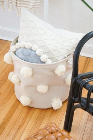 DIY: Φτιάξε μέσα σε λίγα λεπτά το πιο όμορφο καλάθι για το σαλόνι ή το υπνοδωμάτιο DIY: Φτιάξε μέσα σε λίγα λεπτά το πιο όμορφο καλάθι για το σαλόνι ή το υπνοδωμάτιο