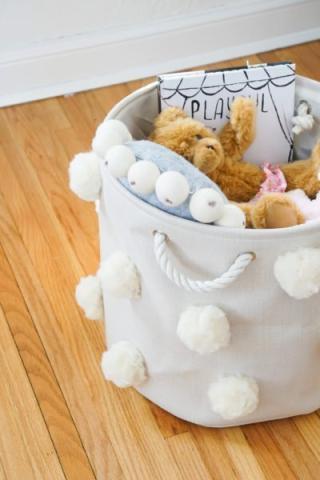 DIY: Φτιάξε μέσα σε λίγα λεπτά το πιο όμορφο καλάθι για το σαλόνι ή το υπνοδωμάτιο DIY: Φτιάξε μέσα σε λίγα λεπτά το πιο όμορφο καλάθι για το σαλόνι ή το υπνοδωμάτιο
