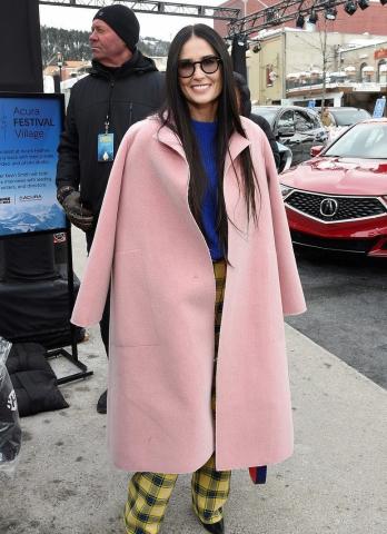 Η Demi Moore έκανε τον πιο cool και stylish συνδυασμό που εύκολα κάνεις κι εσύ