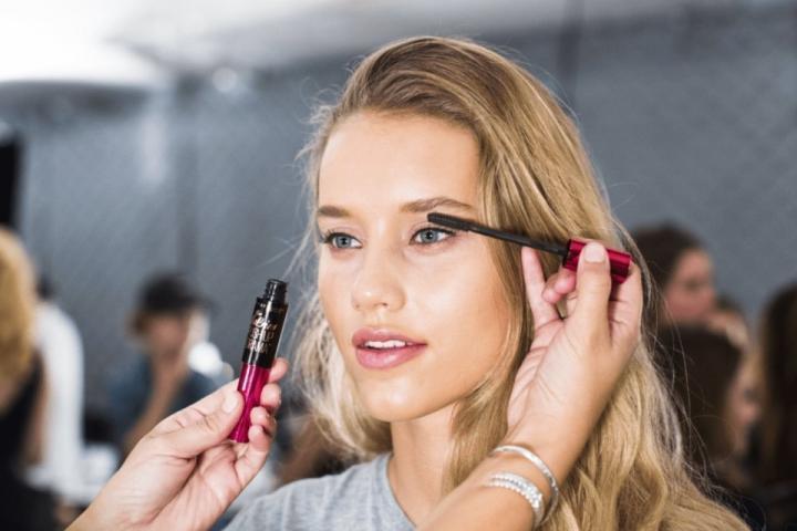 Aυτές είναι οι 8 καλύτερες μάσκαρα της αγοράς Aυτές είναι οι 8 καλύτερες μάσκαρα της αγοράς