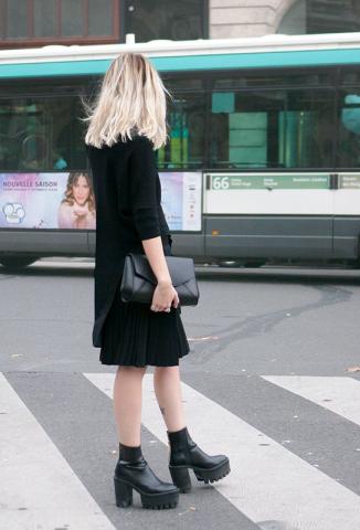 Χαμός στα social media με τα chunky boots που επέστρεψαν δυναμικά