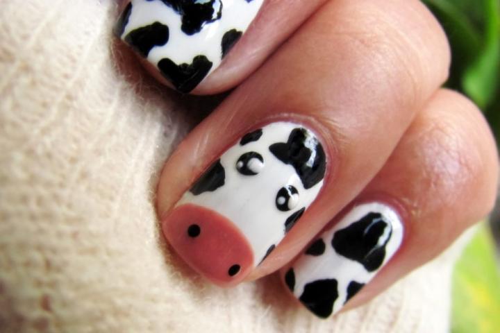 Για ποιο λόγο γίνεται χαμός στα social media με τα cow nails;