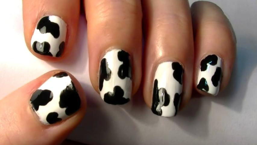 Για ποιο λόγο γίνεται χαμός στα social media με τα cow nails;