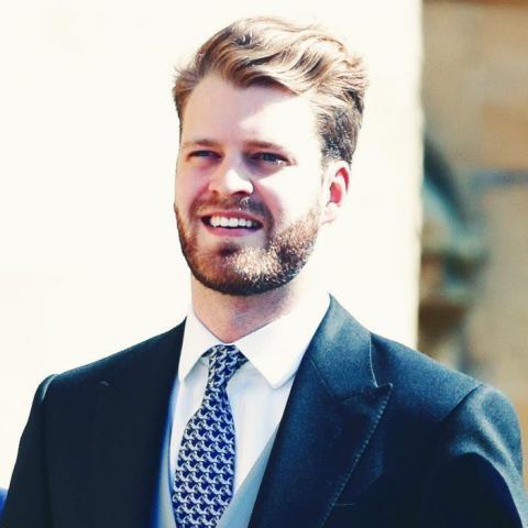 Louis Spencer: Ο ανιψιός της πριγκίπισσας Diana κλέβει τη δόξα από τον Harry