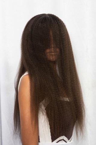 Aυτό το χτένισμα επιστρέφει από τα 80's και έχει αρχίσει να γίνεται viral