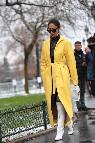 Δεν πάει ο νους σου ποιο καλσόν γίνεται το αγαπημένο μας fashion item μέσα στον Φεβρουάριο