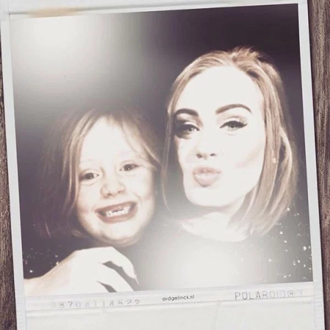 Οι stars φωτογραφίζονται με τον νεότερο εαυτό τους και το αποτέλεσμα… δεν το χορταίνεις Οι stars φωτογραφίζονται με τον νεότερο εαυτό τους και το αποτέλεσμα… δεν το χορταίνεις