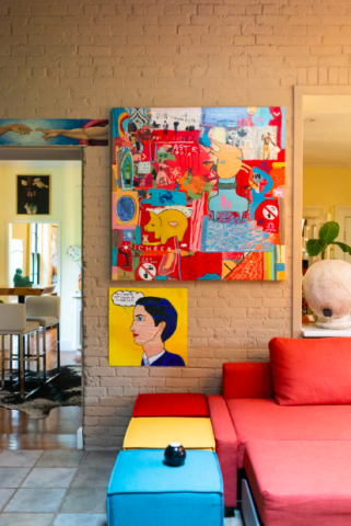 Αυτό το υπέροχο χρωματιστό σπίτι στον Καναδά το θες ή έστω κομμάτια του Αυτό το υπέροχο χρωματιστό σπίτι στον Καναδά το θες ή έστω κομμάτια του