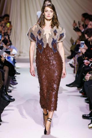 Mary Katrantzou: Δείτε γιατί άφησε το στίγμα της στο Λονδίνο για μια ακόμη φορά