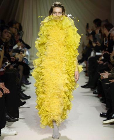 Mary Katrantzou: Δείτε γιατί άφησε το στίγμα της στο Λονδίνο για μια ακόμη φορά