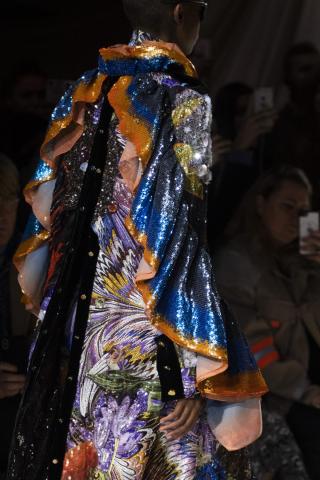 Mary Katrantzou: Δείτε γιατί άφησε το στίγμα της στο Λονδίνο για μια ακόμη φορά