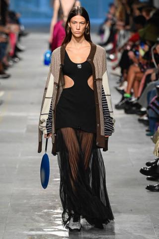 Να γιατί ο συνδυασμός καφέ-μαύρου χρώματος είναι super hot αυτή τη στιγμή!