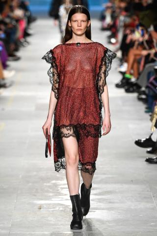 Να γιατί ο συνδυασμός καφέ-μαύρου χρώματος είναι super hot αυτή τη στιγμή!