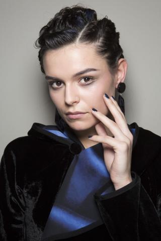 Υπόθεση μανικιούρ: Τα χρώματα και τα σχέδια που πρέπει να δοκιμάσεις άμεσα