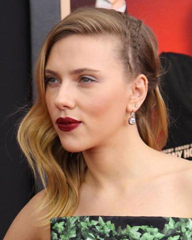 Huge News: Μόλις επέστρεψε στη μόδα το αγαπημένο σου κούρεμα από όταν ήσουν μικρή Huge News: Μόλις επέστρεψε στη μόδα το αγαπημένο σου κούρεμα από όταν ήσουν μικρή